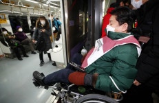 장애인연금 2.5% 오른 30만7500원 물가상승 반영 - 헤럴드경제 장애인연금 2.5% 오른 30만7500원 물가상승 반영