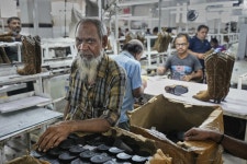 ‘트럼프 전화 4번 거절’ 인도 모디 총리 “관세 전화에 치욕 떠올라”... ‘어떤 모욕’ 줬길래 [디브리핑] - 헤럴드경제 ‘트럼프 전화 4번... 