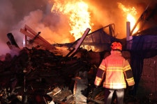 제주 서귀포 야적장서 화재…소방 대응 1단계 발령 - 헤럴드경제 제주 서귀포 야적장서 화재…소방 대응 1단계 발령