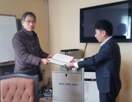 ‘농장에서 식탁까지’ 안전성 강화…장유휴게소, ISO22000 인증 획득 - 헤럴드경제 ‘농장에서 식탁까지’ 안전성 강화…장유휴게소... 