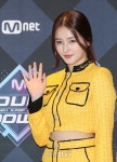 모모랜드 낸시, 우월한 손인사 (엠카운트다운) | 서울경제 모모랜드 낸시, 우월한 손인사 (엠카운트다운)