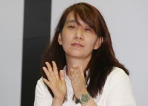 한강 ‘작별하지 않는다’…佛 메디치 외국문학상 수상 | 서울경제 한강 ‘작별하지 않는다’…佛 메디치 외국문학상 수상