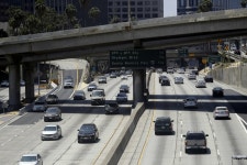 Data: Virus-weary Americans slowly return to the road | WTOP