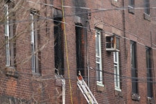 Philadelphia fire kills at least 13, including 7 children | WTOP News Undisclosed number dead in large Philadelphia house fire... 