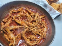 ★11am 닭발도전~~~~미친국물닭발~~내가닭발까지 먹을줄이야~~~양념도 맛있고 뼈 발골도 쉽게쉽REVIEW - 11am
