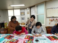 서울시 금천센터 | [컬러필] 벽산5단지경로당 만다라 그림그리기 활동 진행 with 금천노인종합복지관
