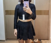 아이템 생각보다 상의가 짧은거 같았는데 입어보니 귀엽네요.. 살은 좀 빼서 입어야 할듯요. ㅎㅎ 157 에 53키로 M...Review - 7일간의 휴가