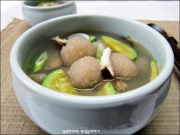 자주는 못하지만 쫀듯쫀듯 별미음식 감자옹심이 ::: 82cook.com