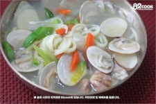 조개 푸짐하게 넣은 [칼국수] ::: 82cook.com