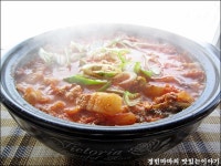 다른반찬 필요없죠? 삼겹살묵은지 김치찌개 ::: 82cook.com