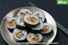 김밥의 속재료가 가운데로 오게하려면 ::: 82cook.com