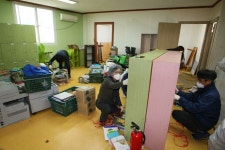 국민권익위원회, 충남 예산군 덕산지역아동센터 이사 돕기 나서 | 사진뉴스 | 홍보자료 | 뉴스·소식 : 국민권익위원회 국민권익위원회, 충남... 