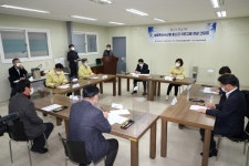 직산농협 농산물산지유통센터 방문한 전현희 위원장 | 사진뉴스 | 홍보자료 | 뉴스·소식 : 국민권익위원회 직산농협 농산물산지유통센터 방문한... 