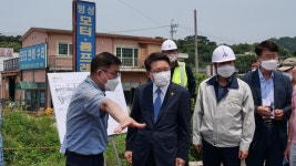 경기 화성시 봉담읍 덕리-덕우리 마을 간 교통안전 대책마련 민원현장을 방문한 국민권익위 이정희 부위원장 | 사진뉴스 | 홍보자료 | 뉴스·소식... 