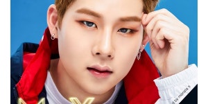 Jooheon models the blue LensTown contacts that he designed... Jooheon models the blue LensTown contacts that he designed himself