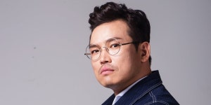 MC Ding Dong apprehended on the run after hitting a police car... allkpop MC Ding Dong apprehended on the run after hitting a... 