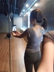 너무나 부드러운 촉감에 귀엽고 러블리한 그리고 우아한 요가복입니다. 세탁을 자주 하 REVIEW - 안다르 너무나 부드러운 촉감에 귀엽고... 