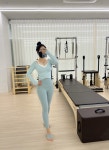 처음엔 너무 파이고 크롭인가 고민 많이 했는데 정말 잘산듯 해요^^ 필라테스 수업은 REVIEW - 안다르 처음엔 너무 파이고 크롭인가 고민 많이... 