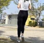 고민하다가 샀는데 진작 살 걸 그랬 REVIEW - 안다르 부드럽고 편하고 디자인도 예쁘고 정말 만족합니다. 고민하다가 샀는데 진작 살 걸... 
