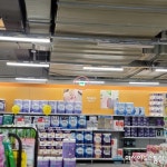 송파구 홈플러스 잠실점, 피난 시설 주위 장애물 설치 시민들 "화재 시 우왕좌왕할 듯"