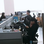 [단독] 은평구청, 마스크 착용 의무화 시행 첫날 '노 마스크' 강행…내방객 안전 '나 몰라라'