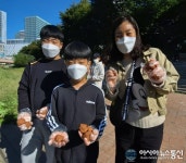 인천환경네트워크 한걸음봉사단.지구기후변화 대응과 지속가능 생명하천을 위한 실천 홍보!