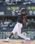 '고승민 멀티 투런포' 롯데 자이언츠, KT에 9-1 완승