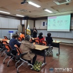 ‘배움의 열기 후끈’ 시흥시, 어르신 맞춤형 프로그램 ‘스마트폰 교실’ 운영