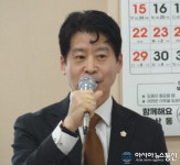 '2023년 시민과의 대화'에서 발언하는 황주룡 동두천시의회 부의장