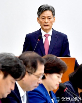 인사말 하는 조지호 경찰청장 후보자 인사말 하는  조지호 경찰청장 후보자