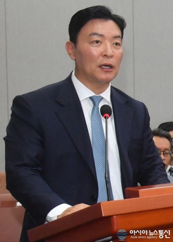 인사말하는 김성훈 대통령경호처 차장 인사말하는 김성훈  대통령경호처 차장
