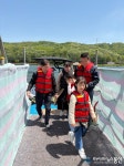 신상진 성남시장, 어린이날 해병대 고무보트 체험행사 참여