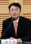 [아통포토] 공소취소 특검 반대하는 김정철 개혁신당 서울시장 후보