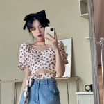 에이퍼플 퍼프소매 오프숄더 꽃무니 플라워 리본 크롭 셔츠