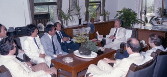 예술과 세상을 잇다 - 사진 한국문화예술위원회 50주년 - 예술과 세상을 잇다.