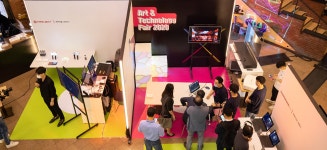 예술과 세상을 잇다 - 사진 한국문화예술위원회 50주년 - 예술과 세상을 잇다.