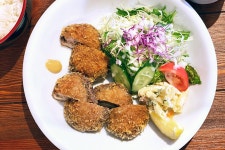 雨の日も退屈しない、グリーンパワーに癒やされる八丈島 | 朝日新聞デジタルマガジン＆[and]