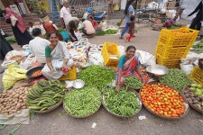 日本でインド生鮮野菜　商機つかんだ「元・異教徒同士」夫婦の食卓  | 朝日新聞デジタルマガジン＆[and]