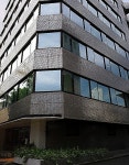 経産省・電通、透ける依存　協議会入居ビル、他の委託６事業も：朝日新聞デジタル