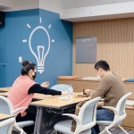 세월이 흐를수록 매력적인 가죽지갑 만들기 클래스 후기! < 행사갤러리 < 청년내일소식< 청년아지트 나와유 청년아지트 나와유