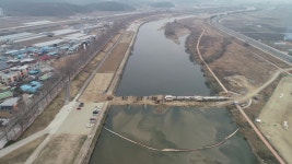 드론 사진 - 아산시 은행나무길(3월) | 공공저작물 | 아산시 문화관광 아산시 문화관광