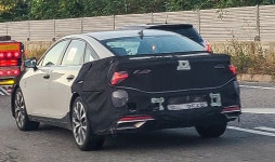 기아 K8 위장막차, 페이스리프트? - 오토스파이넷 기아 K8 위장막차, 페이스리프트?