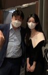 우아한 그녀, 감성 오피스룩 베니토 저 베니토 입구 중요한 자리에서 백종원님이랑 사진도 건졌어요 :) 167/54 라서 M을 입상품 사용후기 (후기... 