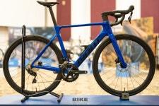 자이언트 2023 신제품 발표 - BikeWhat 자이언트 2023 신제품 공개