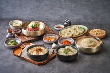 블루리본 서베이 평양그륵손만두콩국수 