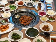 블루리본 서베이 선운산정자나무집