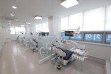 <우수 의료기관> 밝은내일치과 김찬영 원장:경인투데이뉴스 ≪경인투데이뉴스≫ <우수 의료기관> 밝은내일치과 김찬영 원장