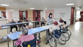 장기요양센터 앨범 상세 < 기관앨범 < 알림마당 < 원주보훈요양원