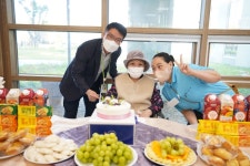 생신잔치 상세 < 기관앨범 < 알림마당 < 원주보훈요양원