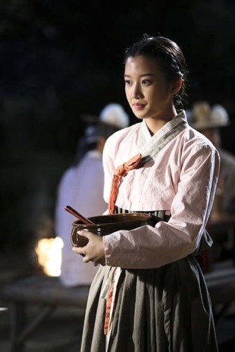 `장사의 신-객주 2015` 문가영, 월이 첫 등장 소감 `긴장 된다` - 부산일보 '장사의 신-객주 2015' 문가영, 월이 첫 등장 소감 '긴장 된다'